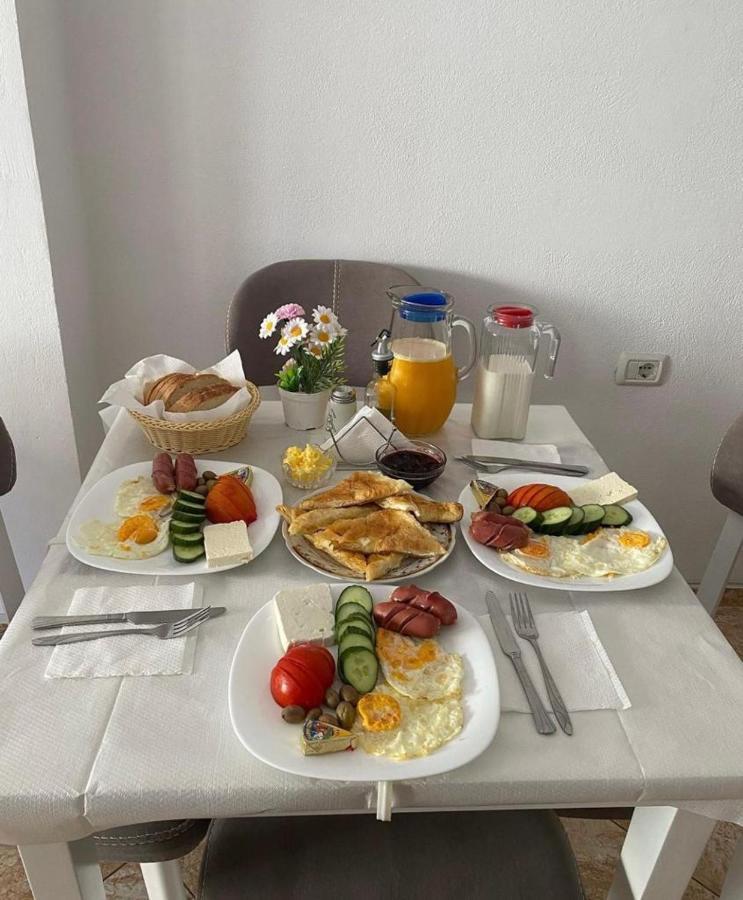 Edina By Hp Hotel Sarande Luaran gambar