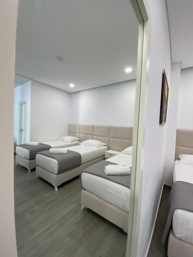 Edina By Hp Hotel Sarande Luaran gambar