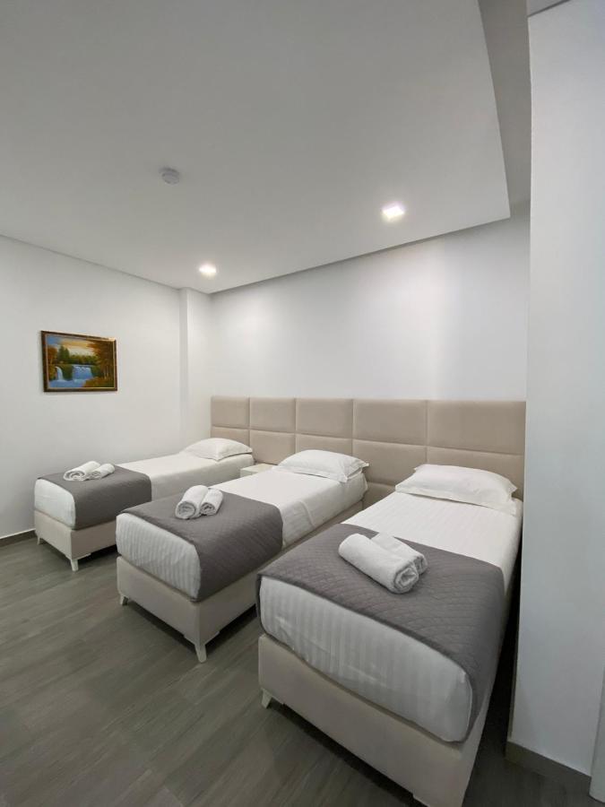 Edina By Hp Hotel Sarande Luaran gambar