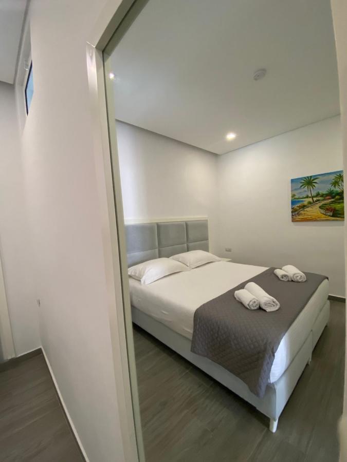 Edina By Hp Hotel Sarande Luaran gambar