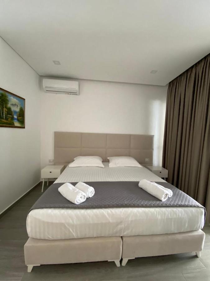 Edina By Hp Hotel Sarande Luaran gambar