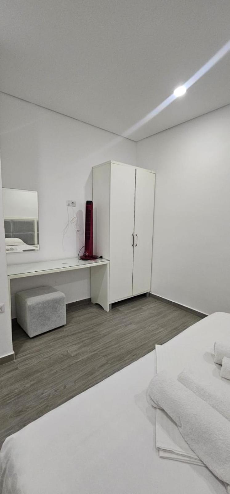 Edina By Hp Hotel Sarande Luaran gambar
