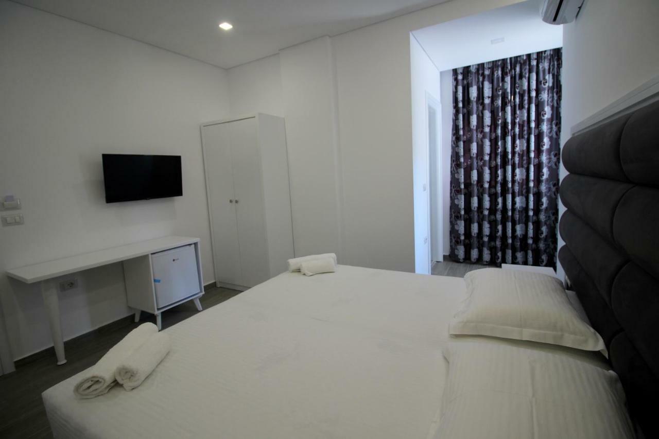 Edina By Hp Hotel Sarande Luaran gambar