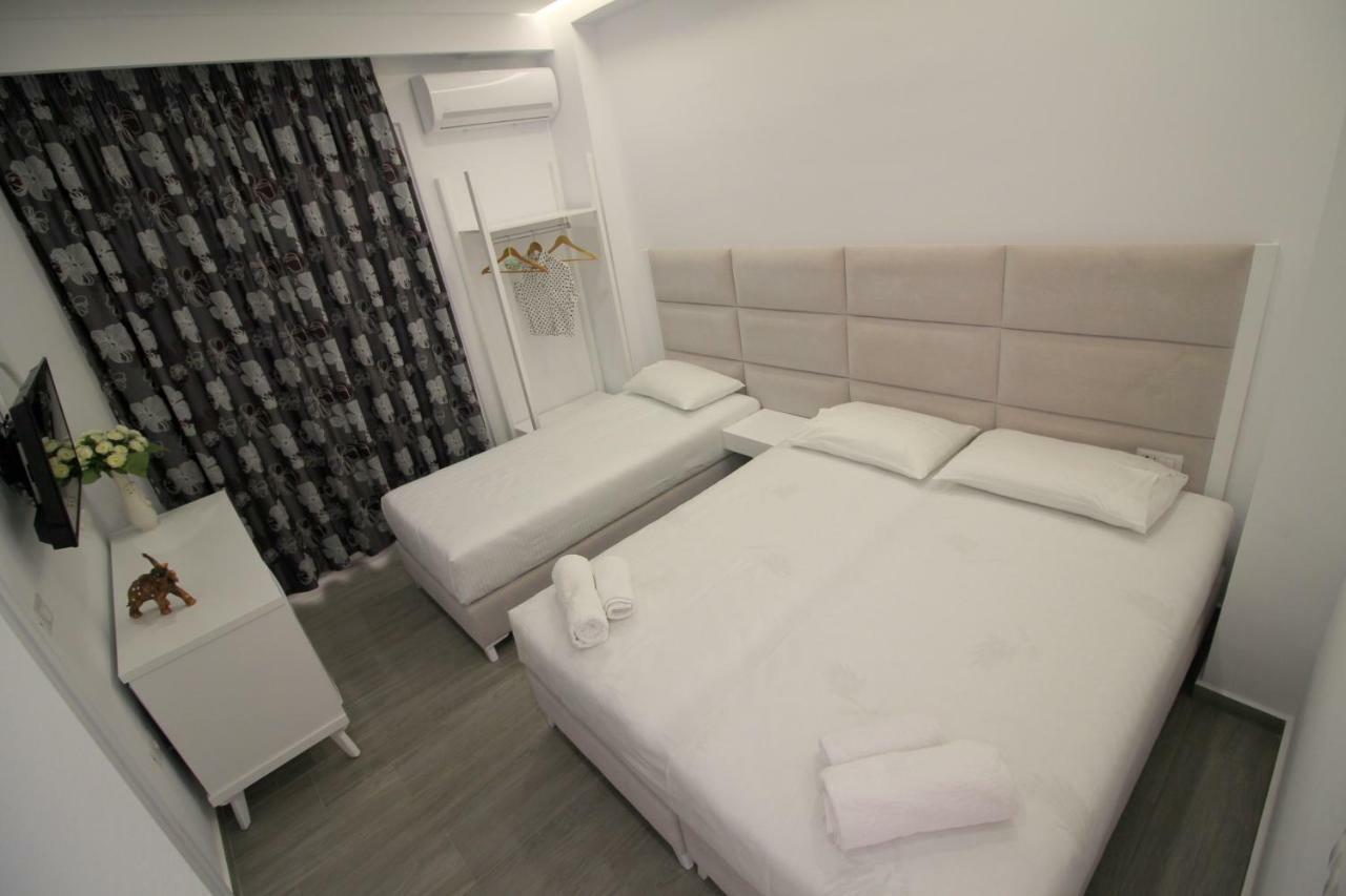 Edina By Hp Hotel Sarande Luaran gambar