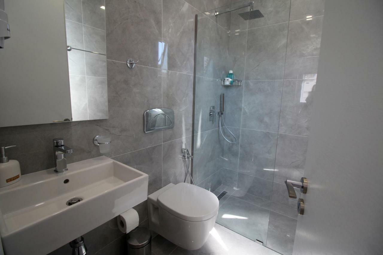 Edina By Hp Hotel Sarande Luaran gambar